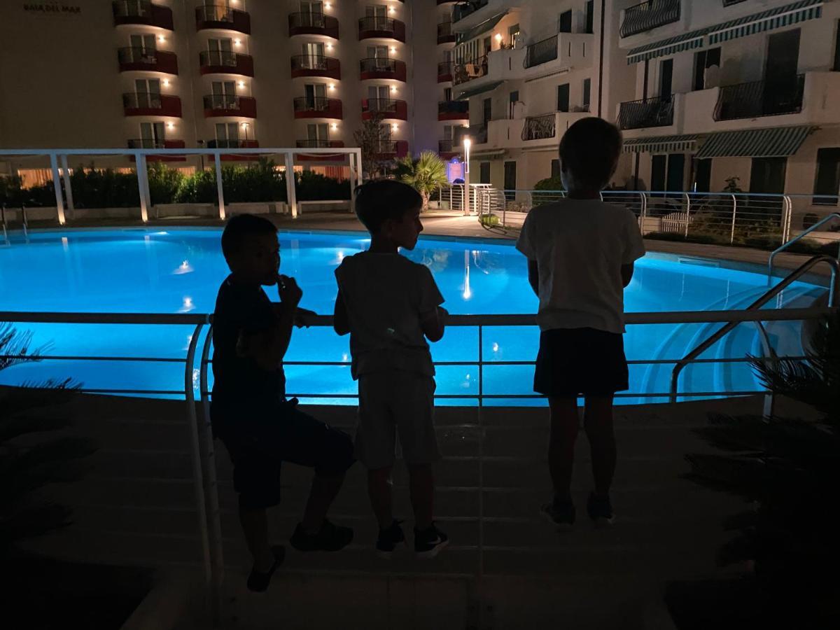 Residence El Palmar Fronte Mare, Fronte Spiaggia Τζεσόλο Λίντο Εξωτερικό φωτογραφία